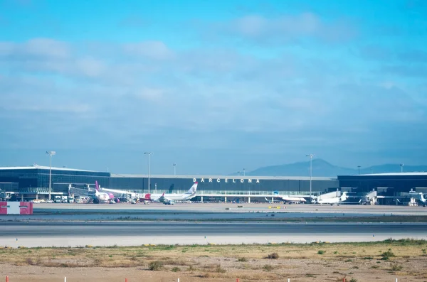 カタルーニャ州バルセロナ ・ エル ・ プラット空港主要な空港 — ストック写真