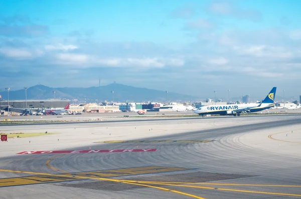 Barcelona-El Prat Airport main airport of Catalonia — Stock Photo, Image