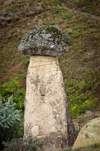 Volkanik tüf erozyon tarafından oyulmuş