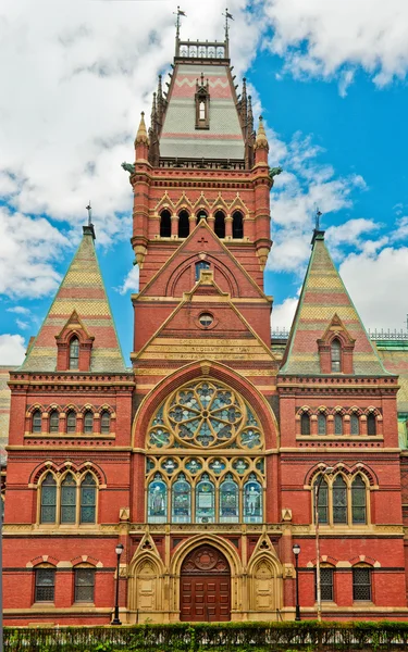 Memorial Hall in Harvard Universiteit van Cambridge. — Stockfoto