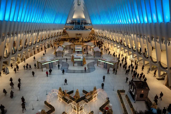 New York December 2019 Kerstboom Kerstversiering Het Oculus Transportknooppunt Bij — Stockfoto