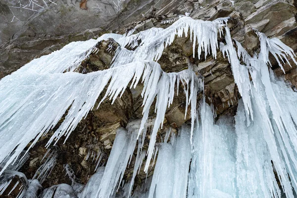 Zmrzlé Awosting Falls Masivní Rampouchy Visí Útesů Minnewaska State Park — Stock fotografie