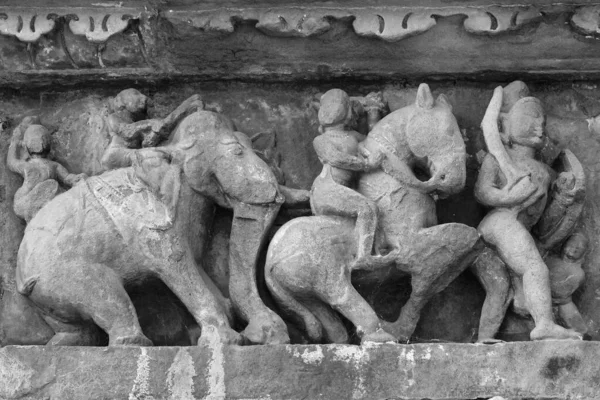 Hindistan Khajuraho Daki Hindu Tapınağında Erotik Kabartmalar Oyulmuş Unesco Dünya — Stok fotoğraf