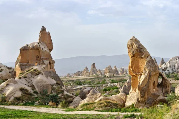 Meraviglioso Paesaggio Montano Scolpito Nel Tufo Vulcanico Dall Erosione Cappadocia — Foto Stock