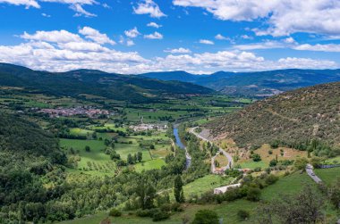 Alas i Cerc, İspanya 'nın Katalonya eyaletinde yer alan bir şehirdir..