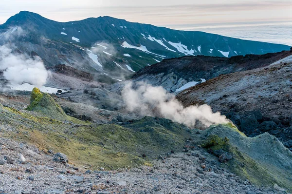 Bergslandskap Paramushir Island Karpinsky Vulkan Kurilöarna Ryssland — Stockfoto