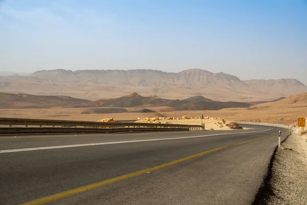 Makhtesh Crater Ramon Geological Landform Large Erosion Cirque Negev Desert — Stock Photo, Image