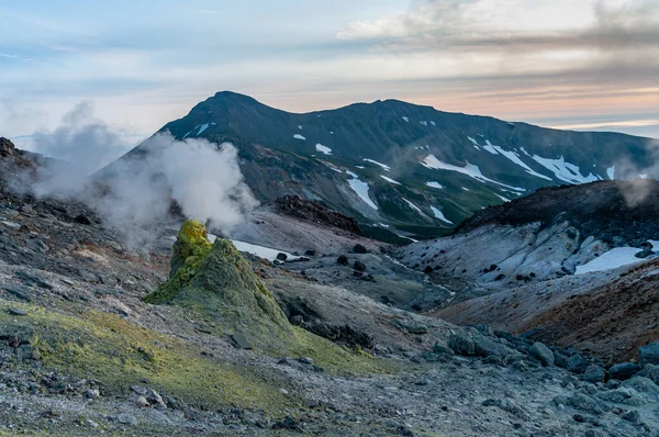 Paisagem Montanhosa Ilha Paramushir Vulcão Karpinsky Ilhas Kuril Rússia — Fotografia de Stock