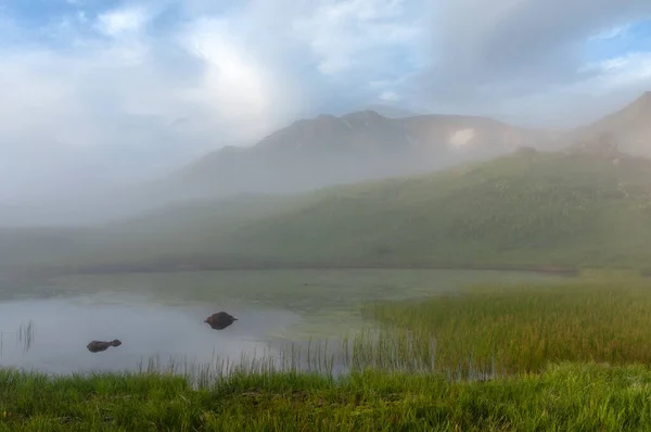 Paisaje Montaña Isla Paramushir Islas Kuriles Rusia Grupo Karpinsky —  Fotos de Stock