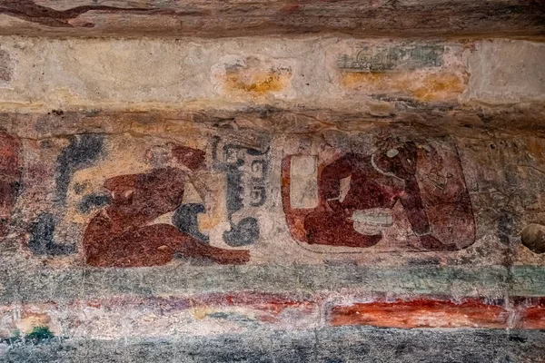 メキシコ チアパス州ボナンパク2019年12月21日 古典マヤ時代のボナンパク絵画寺院の古代壁画 絵画はマヤの生活の物語を示しています — ストック写真