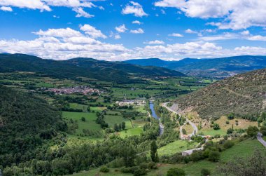 Alas i Cerc, İspanya 'nın Katalonya eyaletinde yer alan bir şehirdir..