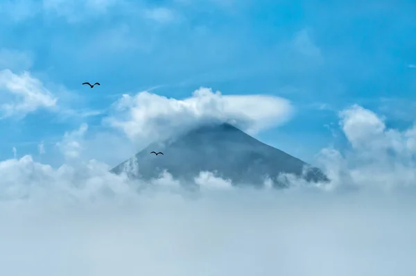 Amazing Mountain Landscape Paramushir Island Kuril Islands Russia Fuss Peak — Stock Photo, Image