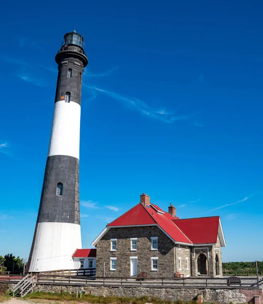 Latarnia Morska Fire Island Jest Widocznym Punktem Orientacyjnym Great South — Zdjęcie stockowe