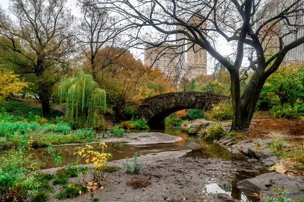 Vista Del Paisaje Otoñal Central Park Puente Gapstow Nueva York — Foto de Stock