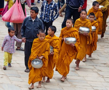 küçük Budist rahipler de bhaktapur