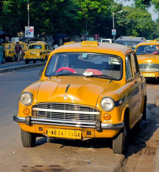 Taksówki w Kolkata, India. — Zdjęcie stockowe