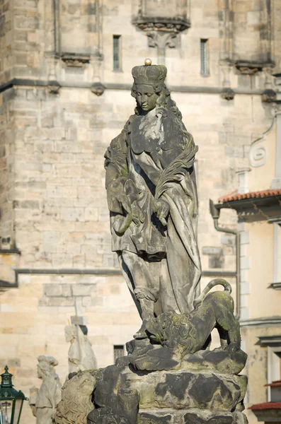 Statuen auf der Karlsbrücke — Stockfoto