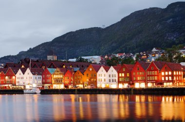 Bergen, Norveç'te binalar