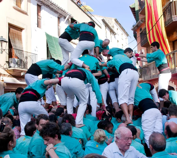 토르 뎀 바라에서 castells 성능 — 스톡 사진