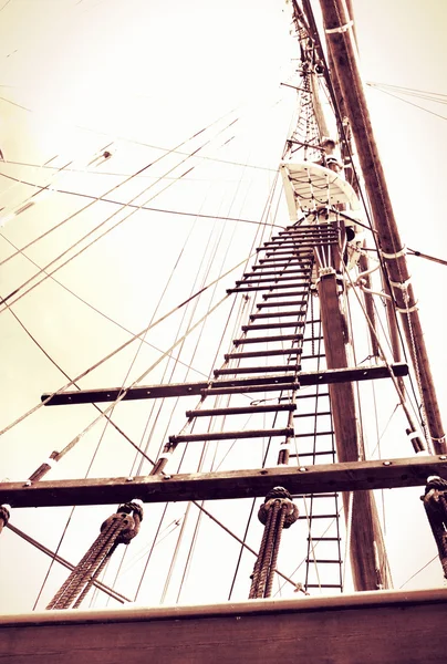 Канатная лестница корабля — стоковое фото
