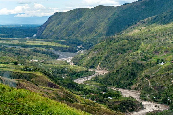 Valley river Baliem at  New Guinea — Stock Photo, Image