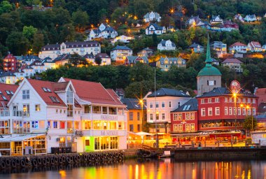 Bergen tarihi binalar