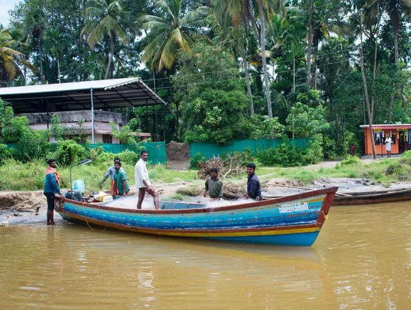 Indian fishermen in Kerala — Stock Photo, Image