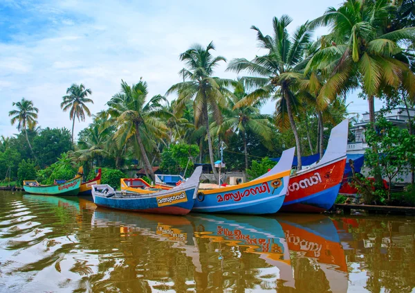 Bateaux de pêche norvégiens — Photo