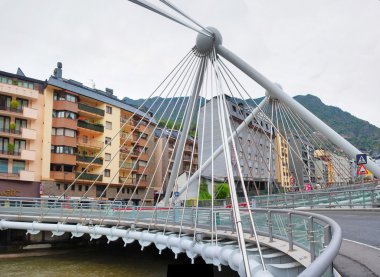 Gran Valira Nehri Köprüsü