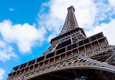 Paris 'teki Eyfel Kulesi