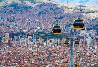 kablo arabaya la paz yolcu taşımak