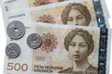 Norveç beş yüz kocakarılar ve madeni paralar