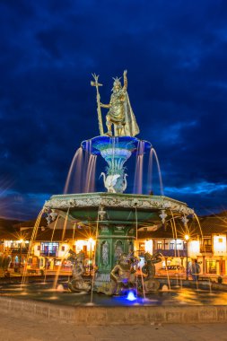 Plaza de Armas Cusco Inca çeşme