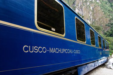 Tren bağlantı Cusco ve Machu Picchu