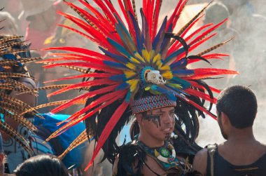 Mexico City, Mexico - 12 Aralık 2016: Guadalupe Bakiresi Günü 'nün kutlanması, Guadalupe Hanımefendisi Bazilikası' nın meydanında onun onuruna bir ayin düzenlendi.