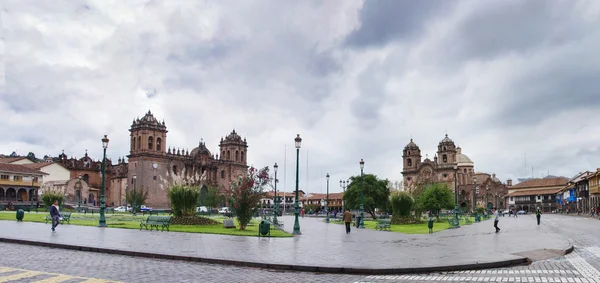 Plaza de armas και iglesia de la compania — Φωτογραφία Αρχείου