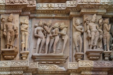 Hindu tapınağı erotik kısma taş oyma