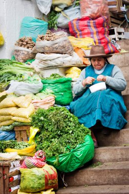 Cusco markette kimliği belirsiz kişi