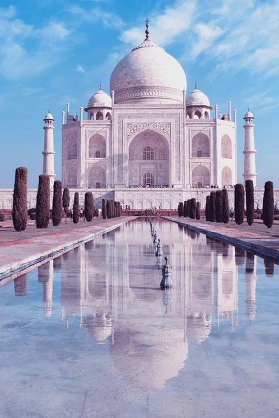 Taj Mahal w Agra, Indie — Zdjęcie stockowe