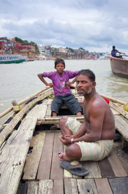 Varanas, ben Hindistan.