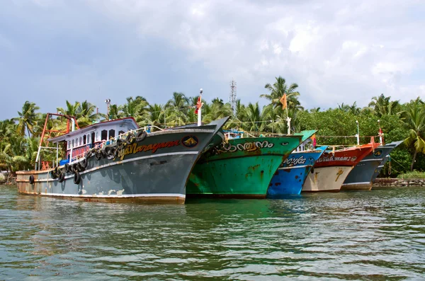 Barcos de pesca indios en Kerala — Foto de Stock