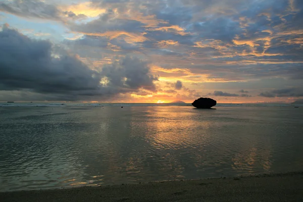 Puesta de sol playa —  Fotos de Stock