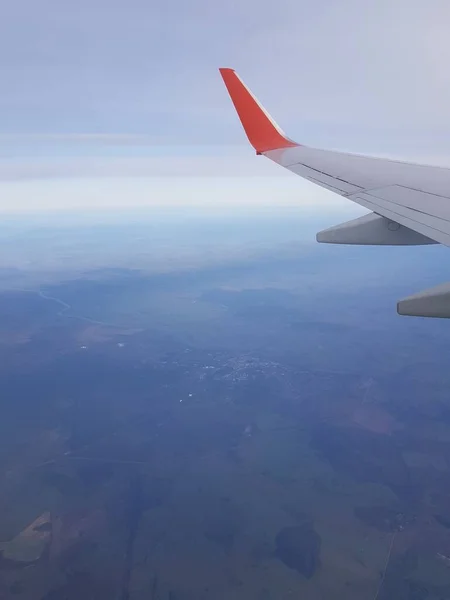 Ala Avión Cielo Azul —  Fotos de Stock