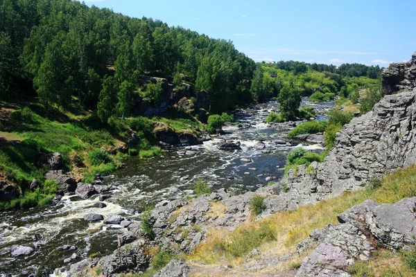 Large Stone Boulders Lie Mountain River — Stock Photo, Image