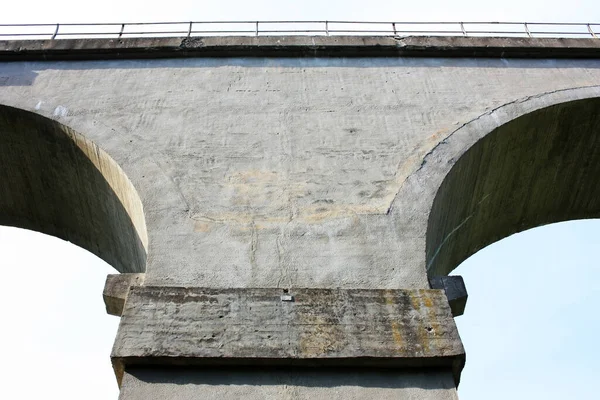 Pilar Pedra Antiga Ponte Ferroviária — Fotografia de Stock