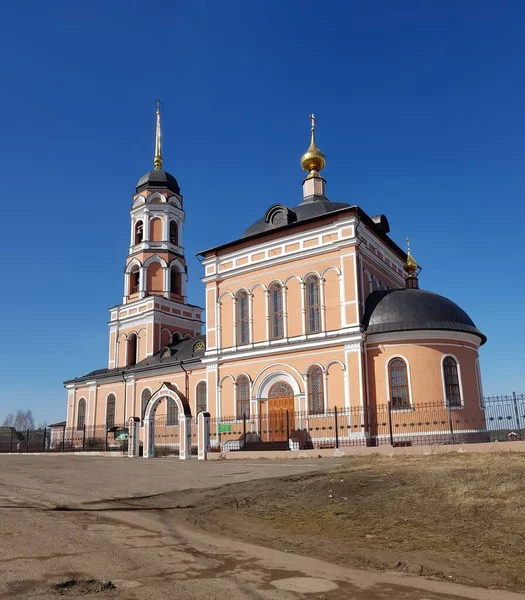 Velha Pedra Ortodoxa Catedral Cristã — Fotografia de Stock