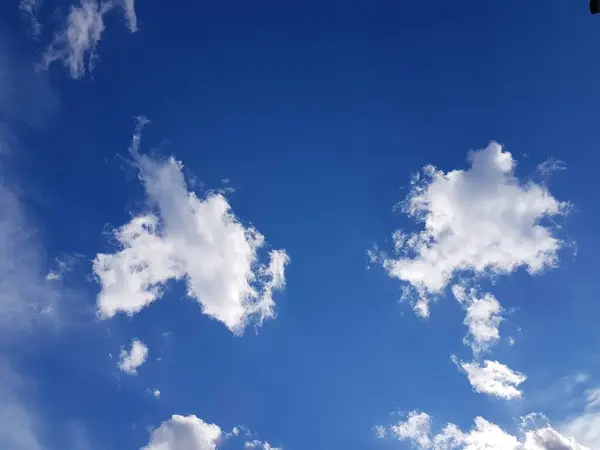 White Clouds Blue Sky — Stock Photo, Image