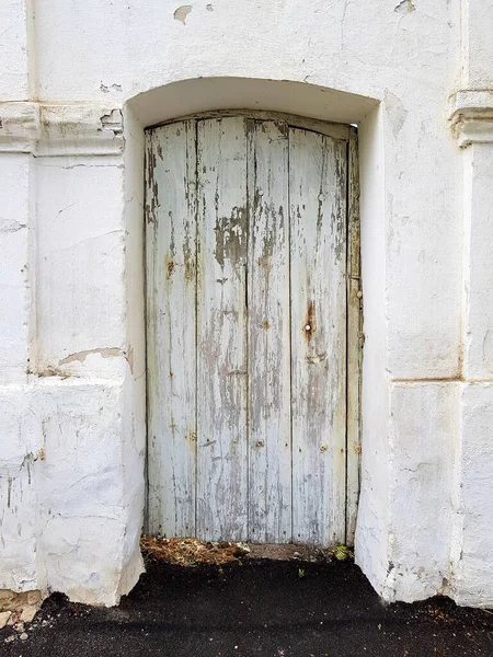 Una Vieja Puerta Madera Muro Piedra — Foto de Stock