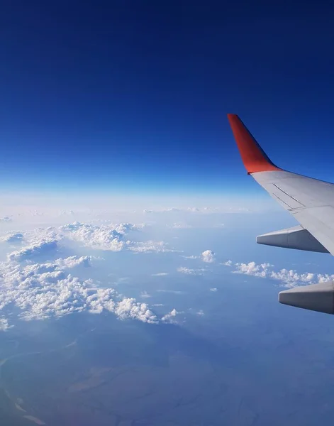 Asa Avião Céu Azul — Fotografia de Stock