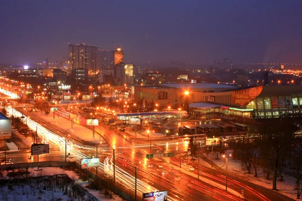 Utsikt över staden på natten — Stockfoto